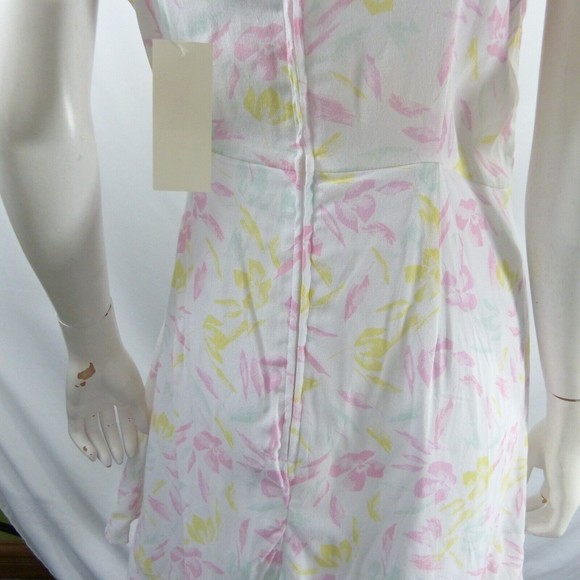 Row A Floral Wrap Dress Size Size L White Ruffle Spaghetti Strap - Picture 12 of 12
